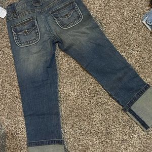 Younique jean capris size 5